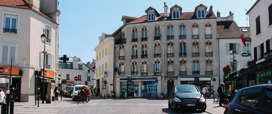 Image en deux parties de la ville de Bagneux